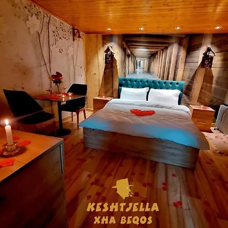 Keshtjella Xhabeqos * Tirana
